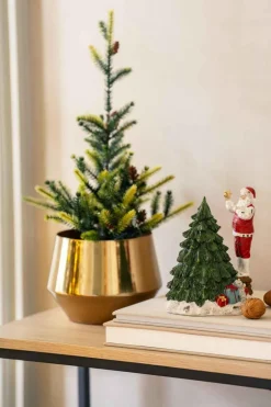 Kremmerhuset Dekortre med julenisse| Julepynt