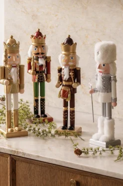 Kremmerhuset Nøtteknekker 38 cm| Julepynt