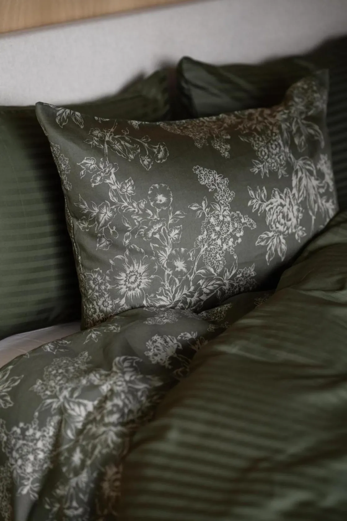 Kremmerhuset Sengesett Amalia Sateng 140x220 cm, grønn| Gavetips