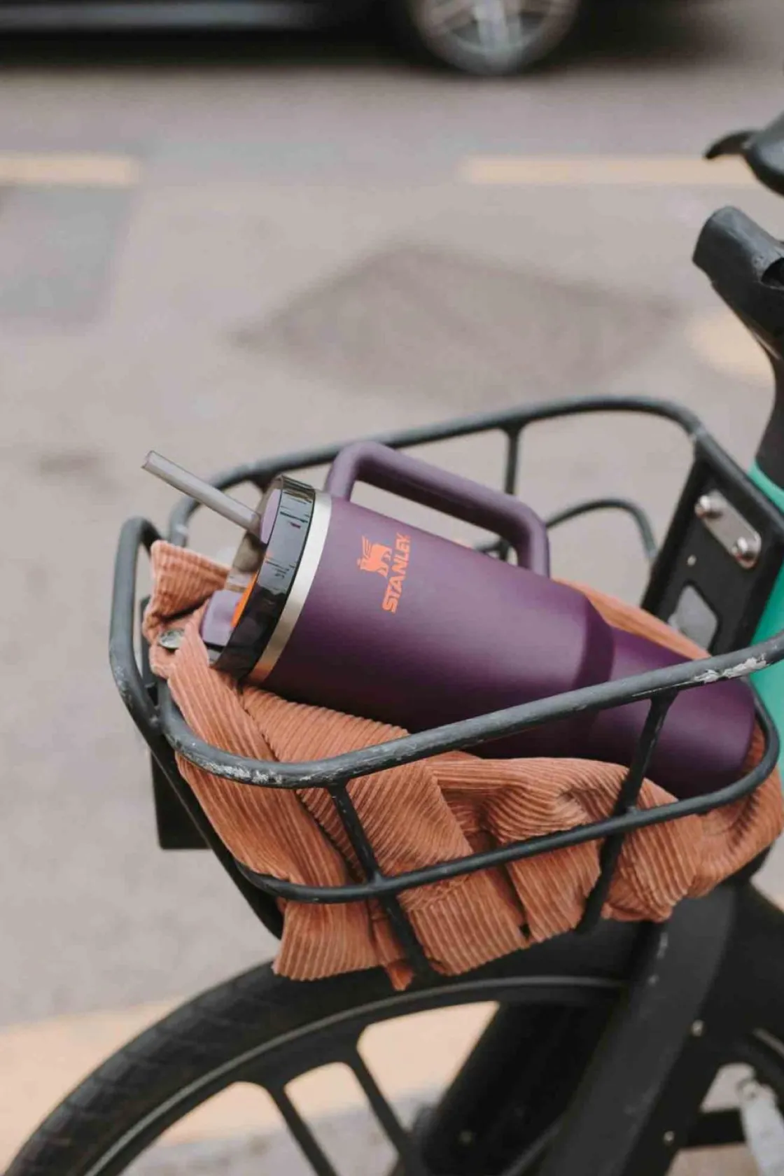 Kremmerhuset Stanley - Quencher Termoflaske 1,18 l plomme| Drikkeflasker