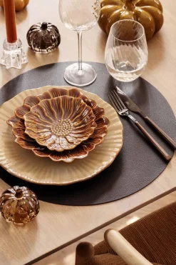 Kremmerhuset Tallerken Bloom flower 15cm Cognac| Servering|Servise